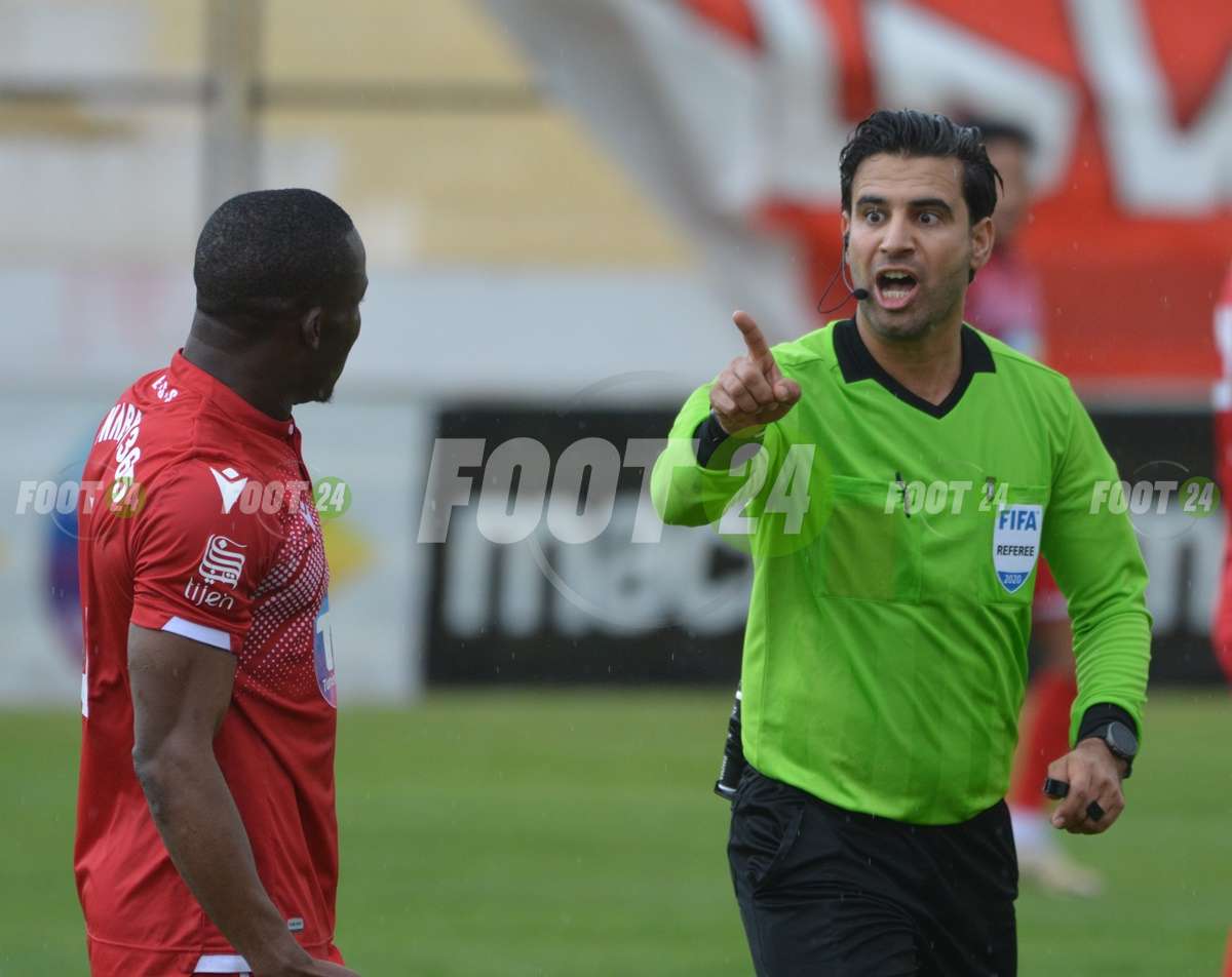 دوري ابطال إفريقيا: الصافرة التونسية حاضرة في إياب الدور التمهيدي