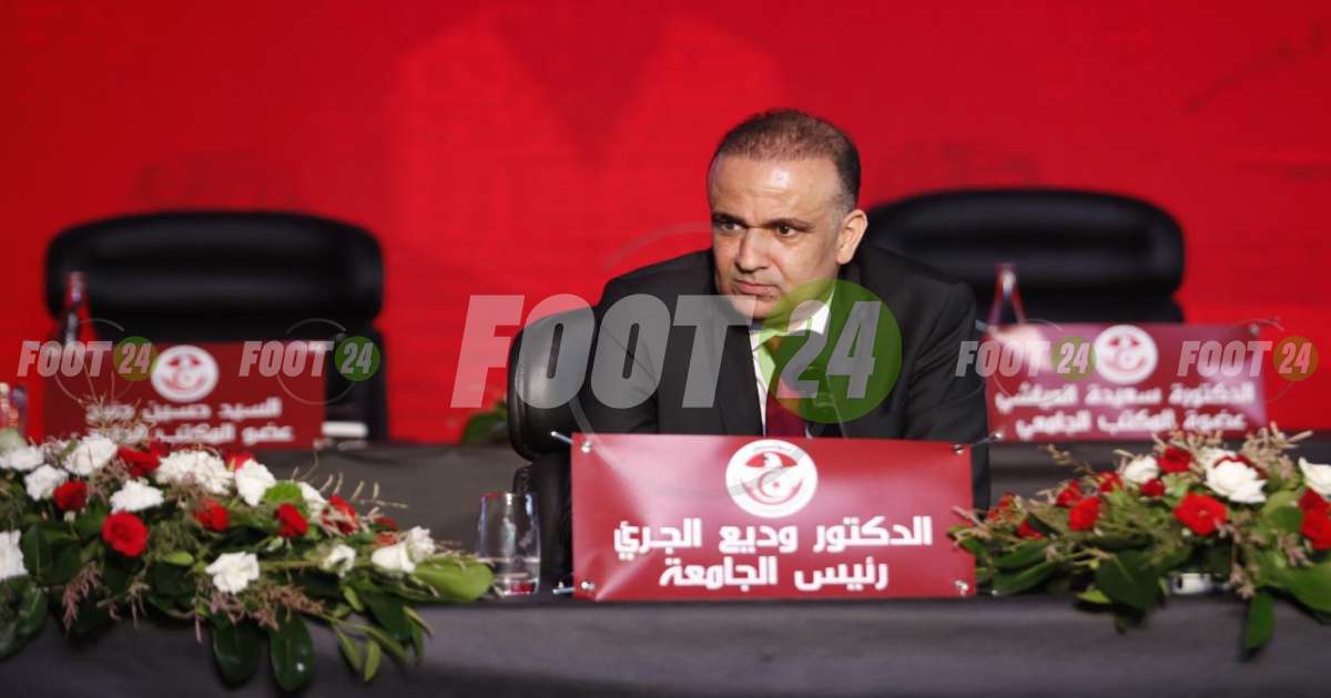 الفيفا والكاف يدعمان تطبيق الفار في تونس