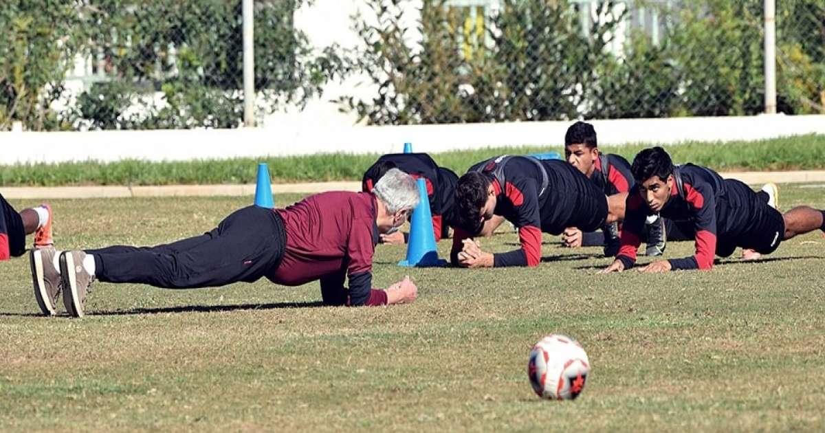 النجم الساحلي: لومار يبهر لاعبيه في التدريبات