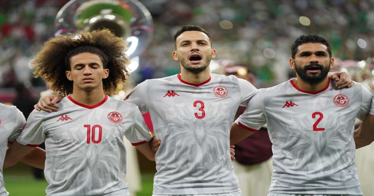 كأس العرب: رئيس الجمهورية يشيد بالروح الإنتصارية للاعبي المنتخب