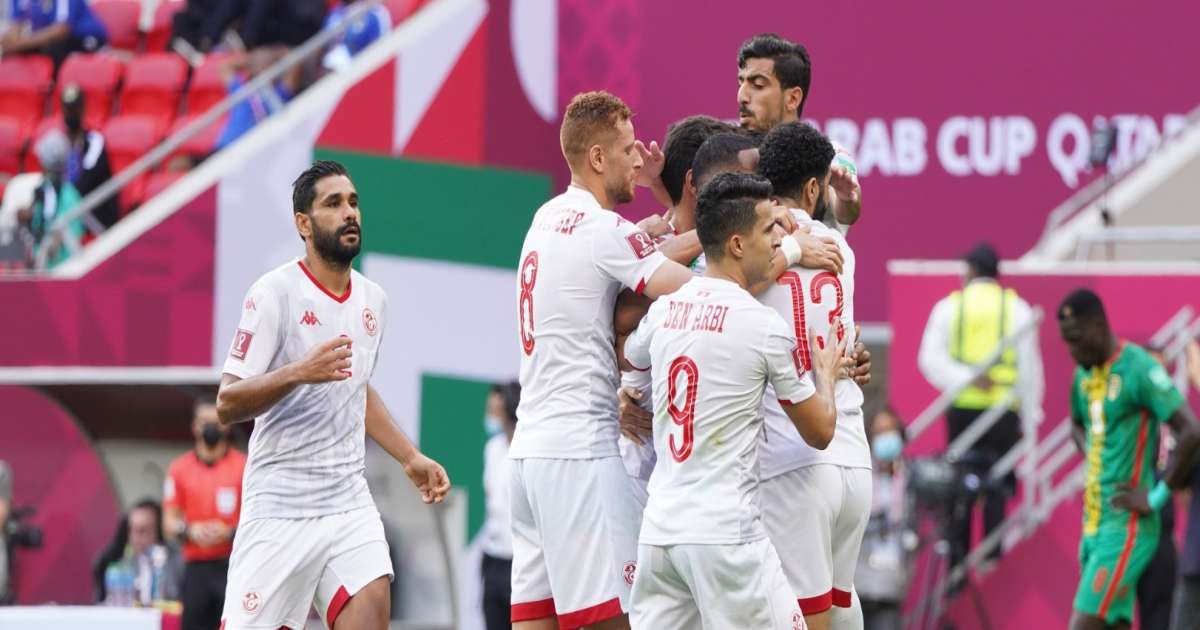 المنتخب الوطني يشد الرحال إلى الكاميرون    