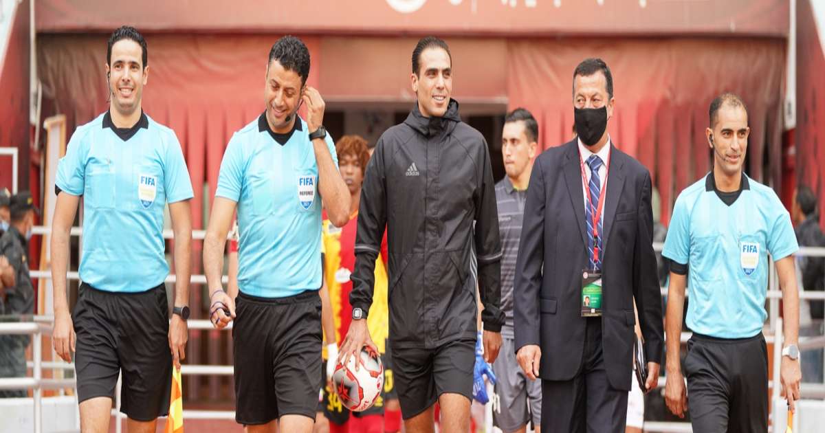 الرابطة الثانية : يوسف السرايري يدير مباراة أولمبيك سيدي بوزيد و القلعة الرياضية