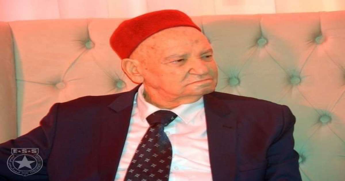 الأب الروحي للنجم الساحلي في ذمة الله