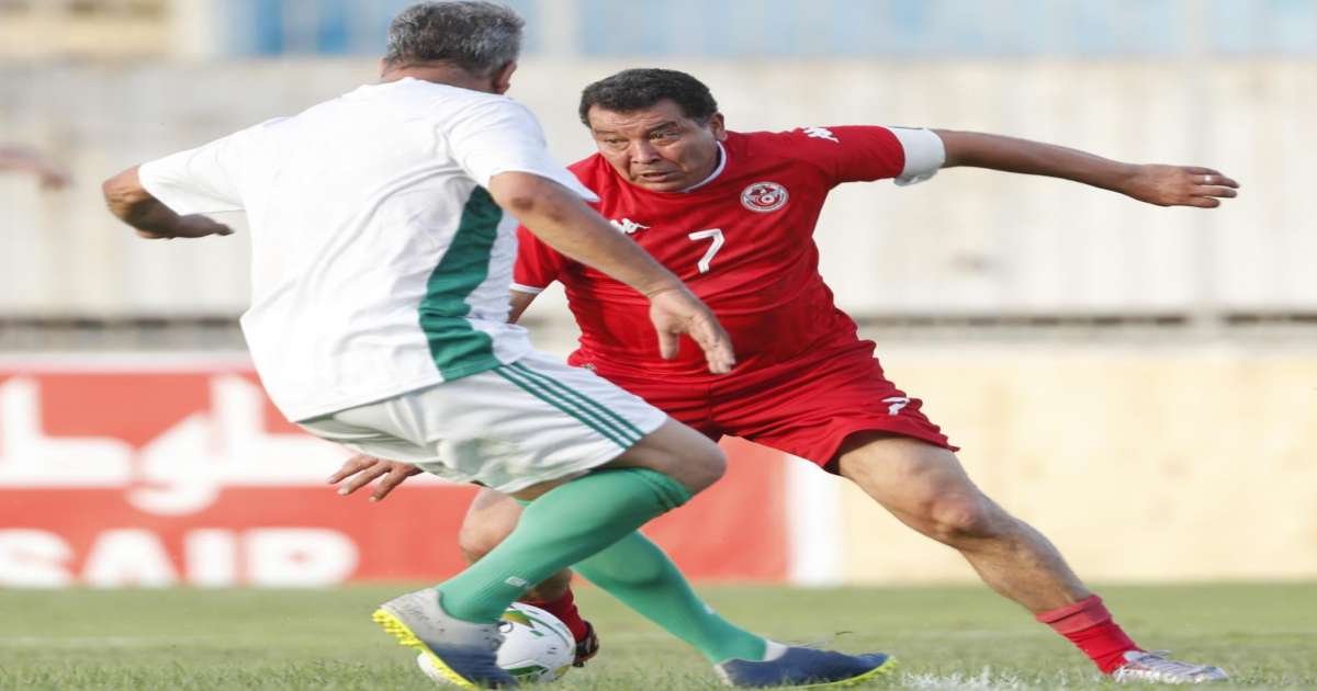 قدماء المنتخب التونسي ينتصرون على قدماء المنتخب الجزائري