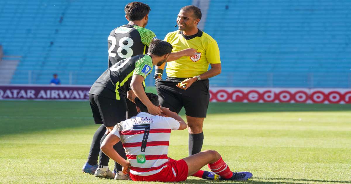 هلال الشابة يهدد بالإنسحاب من البطولة بسبب التحكيم