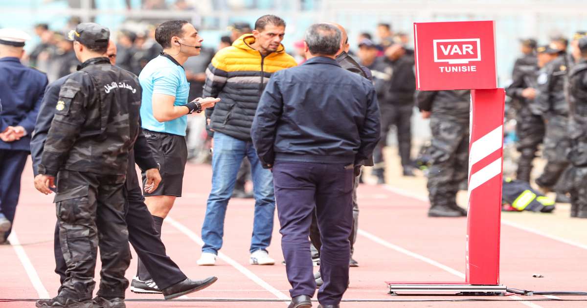 مرحلة التتويج: الجولة الأولى دون تقنية الفار
