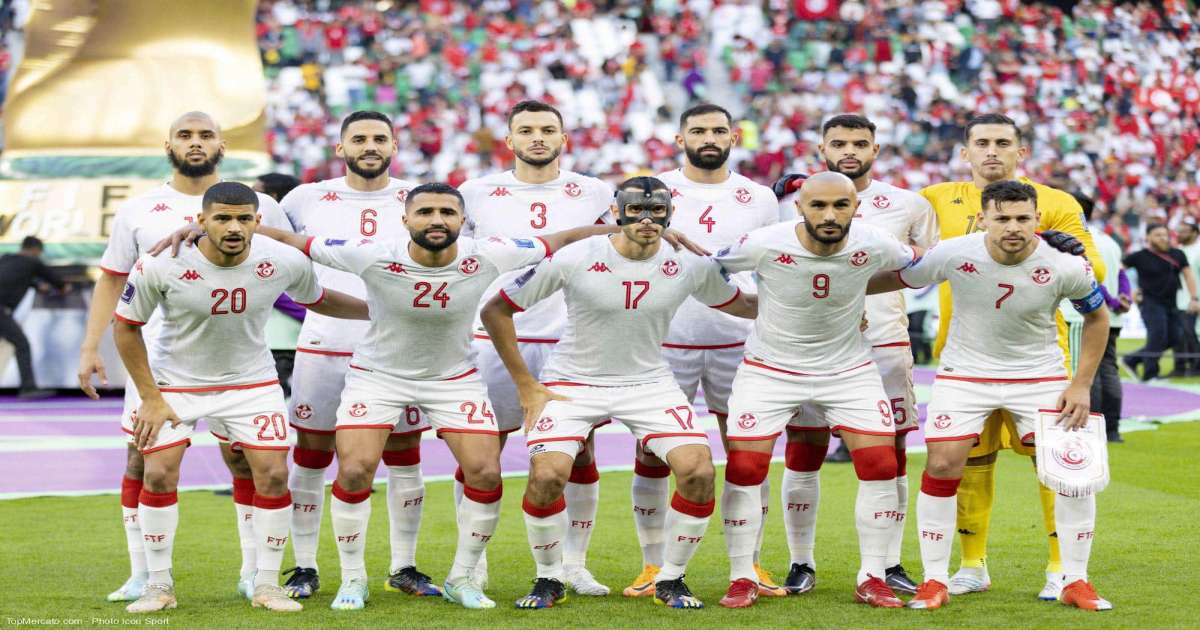 المنتخب الوطني بالزي الأبيض أمام بوتسوانا