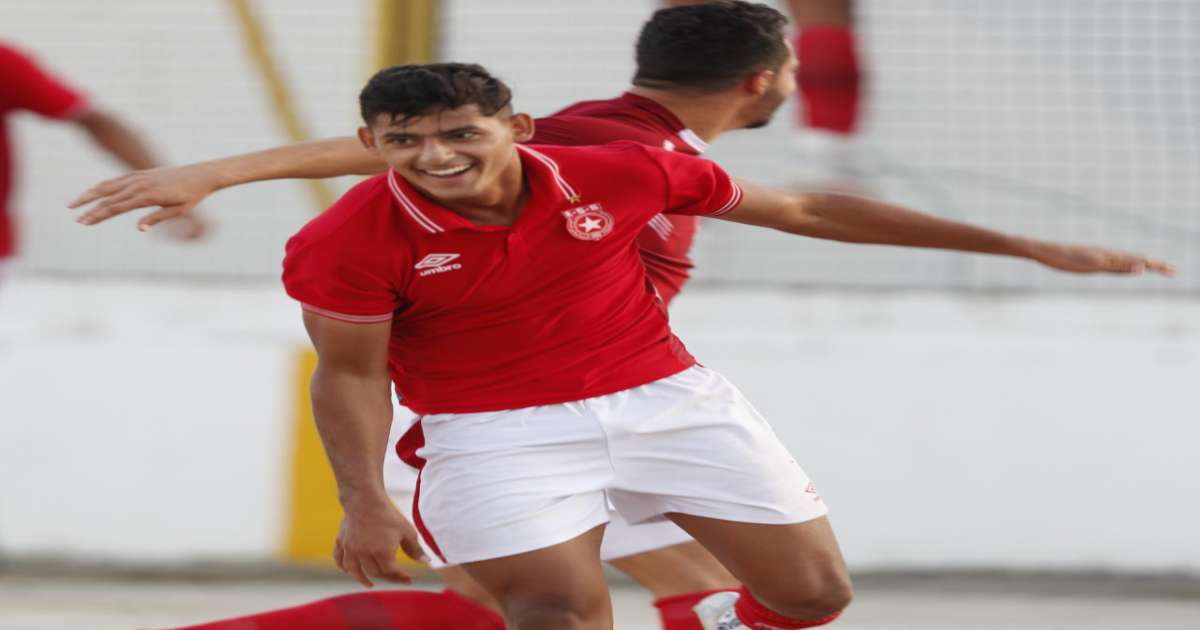 كريستو يقترب من العودة إلى النجم الساحلي