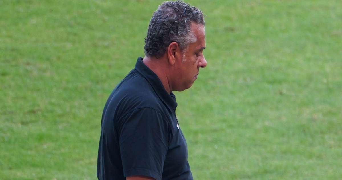 بعد سويعات من الهزيمة ضد الملعب المالي : الترجي يقيل الكنزاري