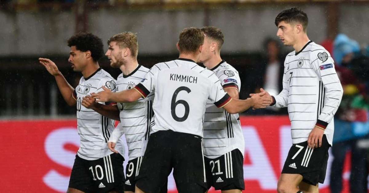 منتخب ألمانيا: استبعاد 5 لاعبين بسبب كورونا 
