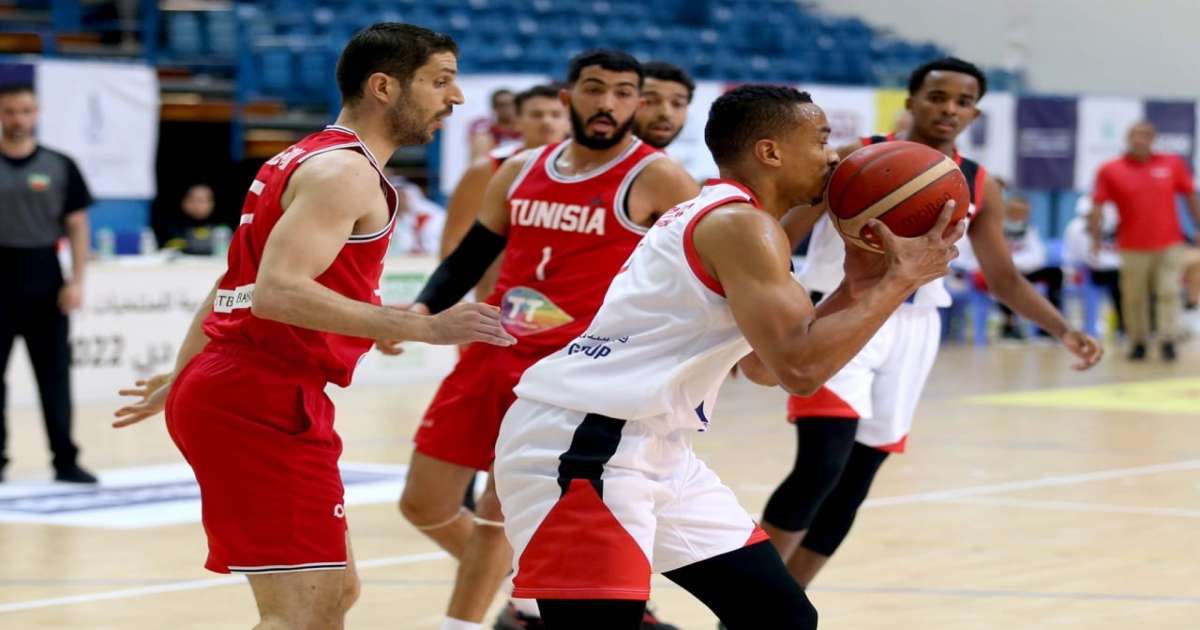 كرة السلة: المنتخب التونسي ينافس الجزائر على مقعد في نهائي البطولة العربية