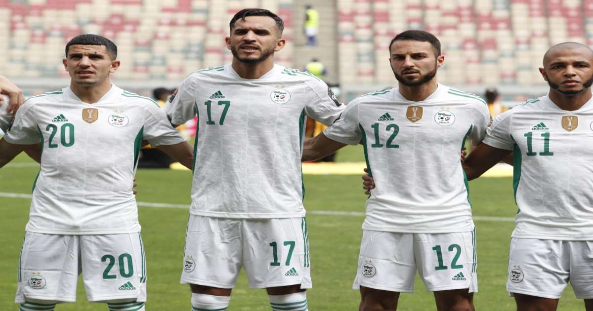 المنتخب الجزائري: بدران وبن عيادة اساسيان ضد الكاميرون