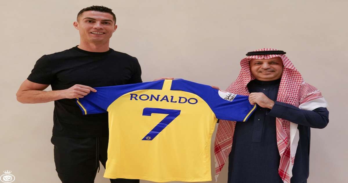 النصر السعودي يعلن التوقيع مع رونالدو