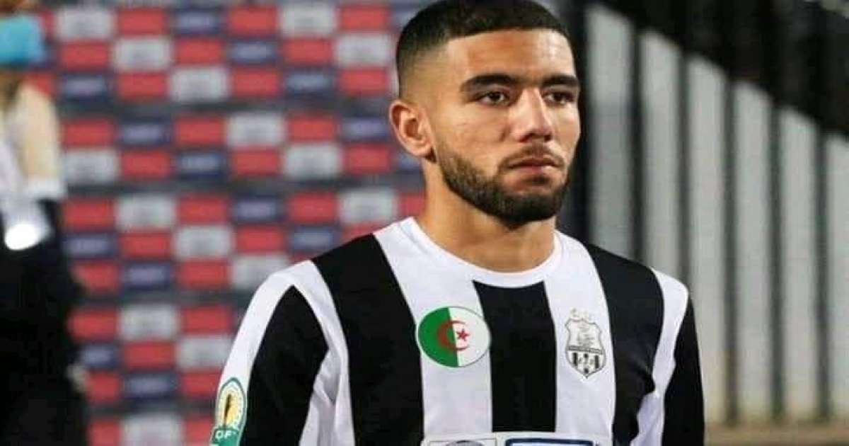 الأهلي يتعاقد مع أحمد القندوسي