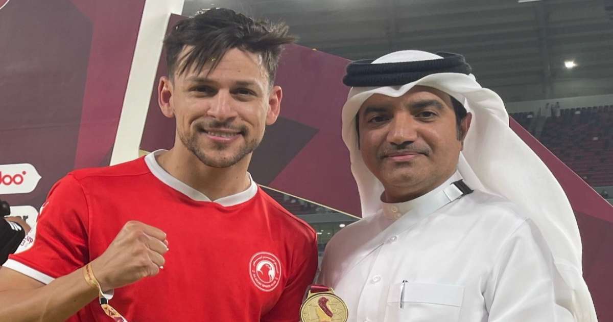 يوسف المساكني أفضل لاعب في الدوري القطري