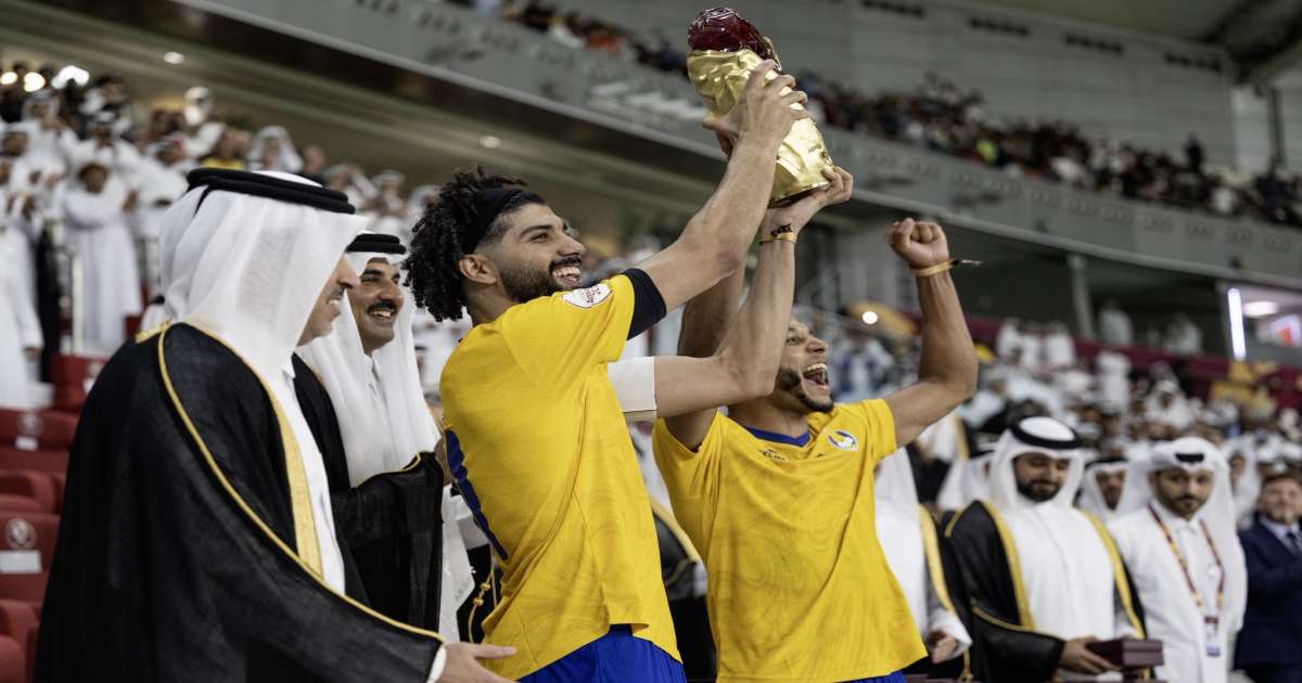 الفرجاني ساسي يمدد عقده مع الغرافة القطري