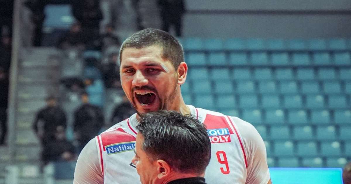 دورة دبي: النادي الإفريقي يتأهل إلى نصف النهائي